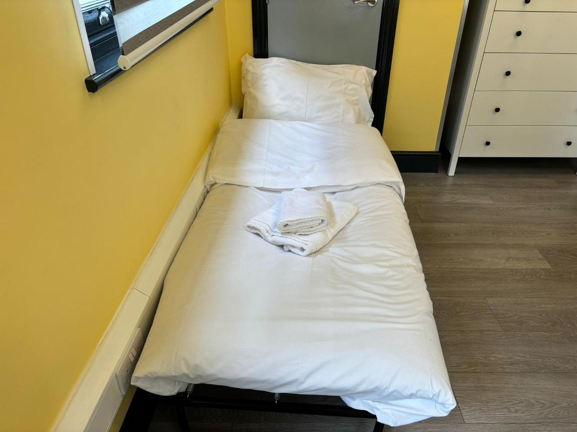 Charming 1Br Flats In The Heart Of City Of Londres Chambre photo